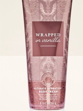 Bath & Body Works Wrapped in Vanilla Body Cream - Rose Pink